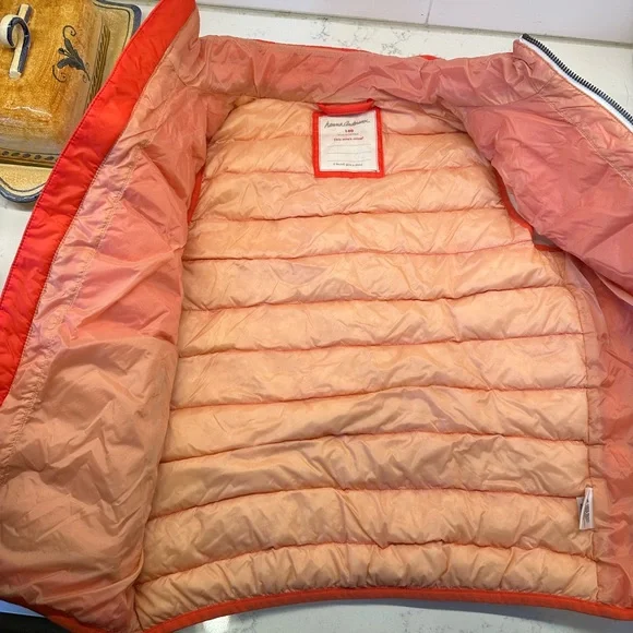 Hanna Andersson Kids Puffer Vest - Picture 6 of 9